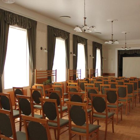 Hotel Blaha Lujza Balatonfured Bagian luar foto