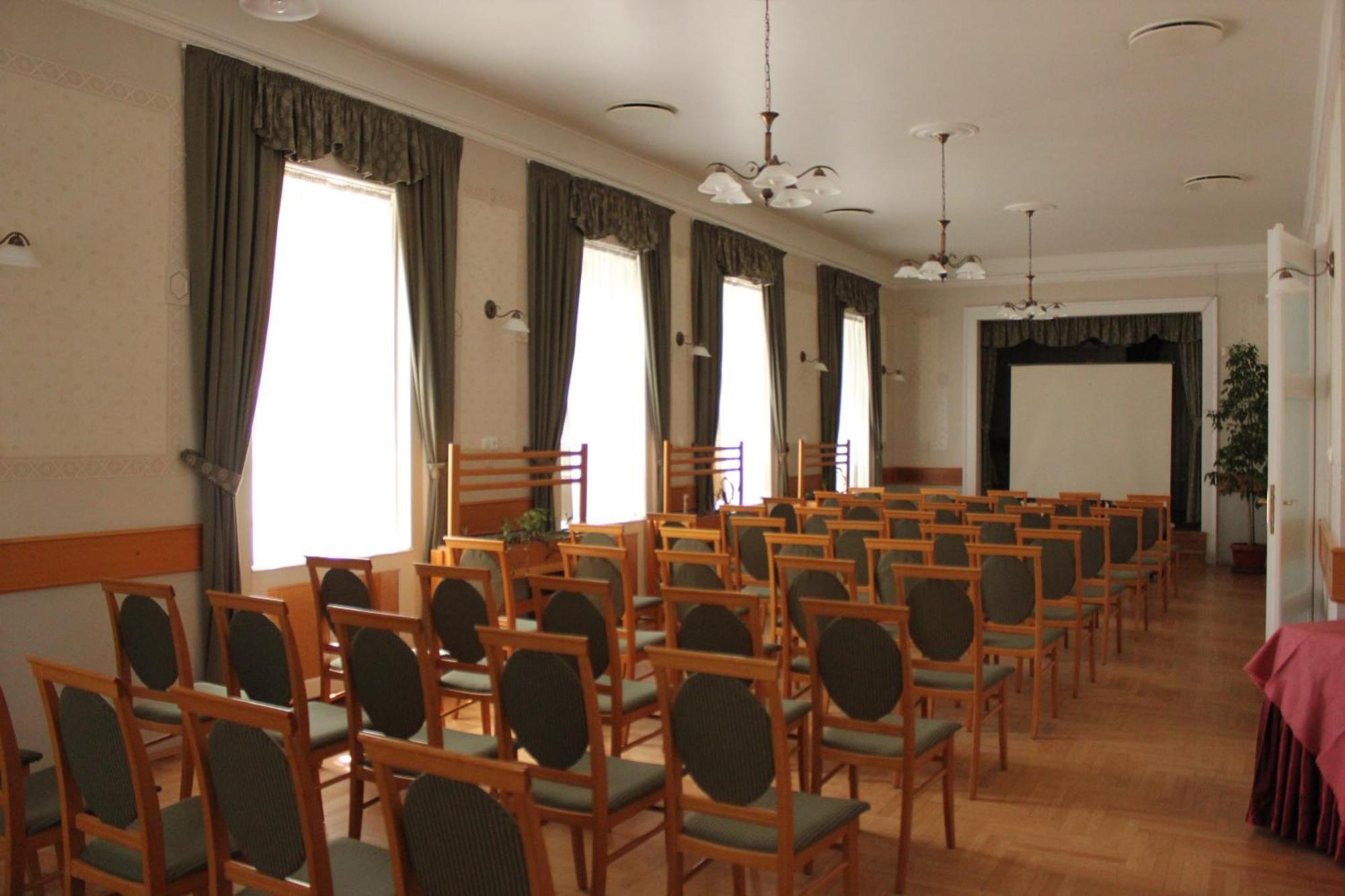 Hotel Blaha Lujza Balatonfured Bagian luar foto