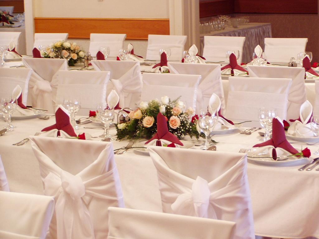 Hotel Blaha Lujza Balatonfured Bagian luar foto