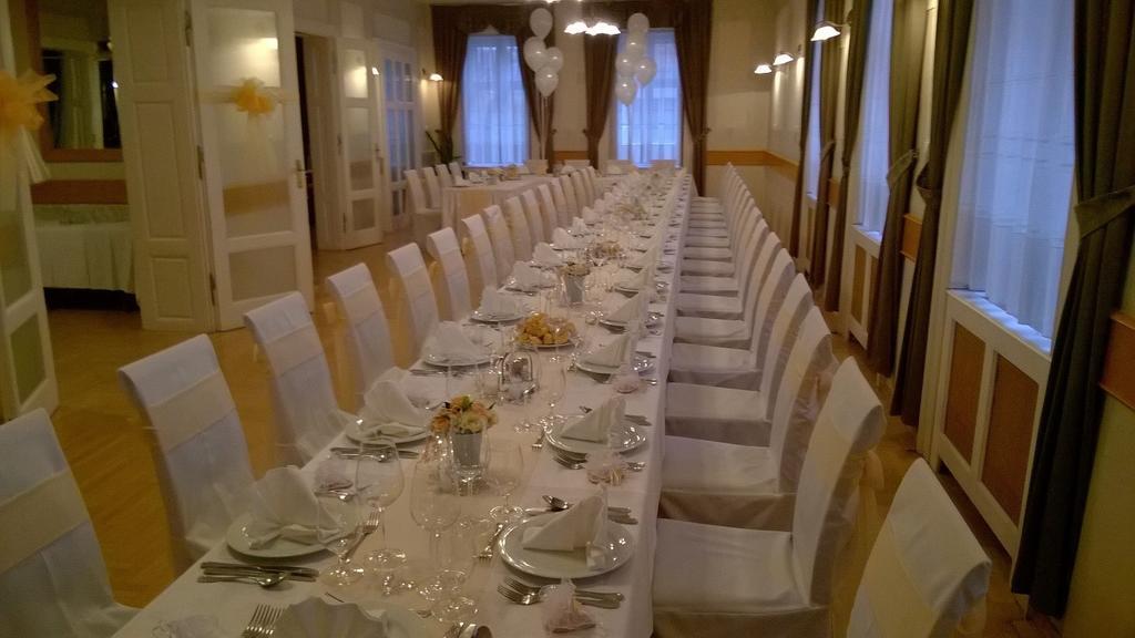 Hotel Blaha Lujza Balatonfured Bagian luar foto