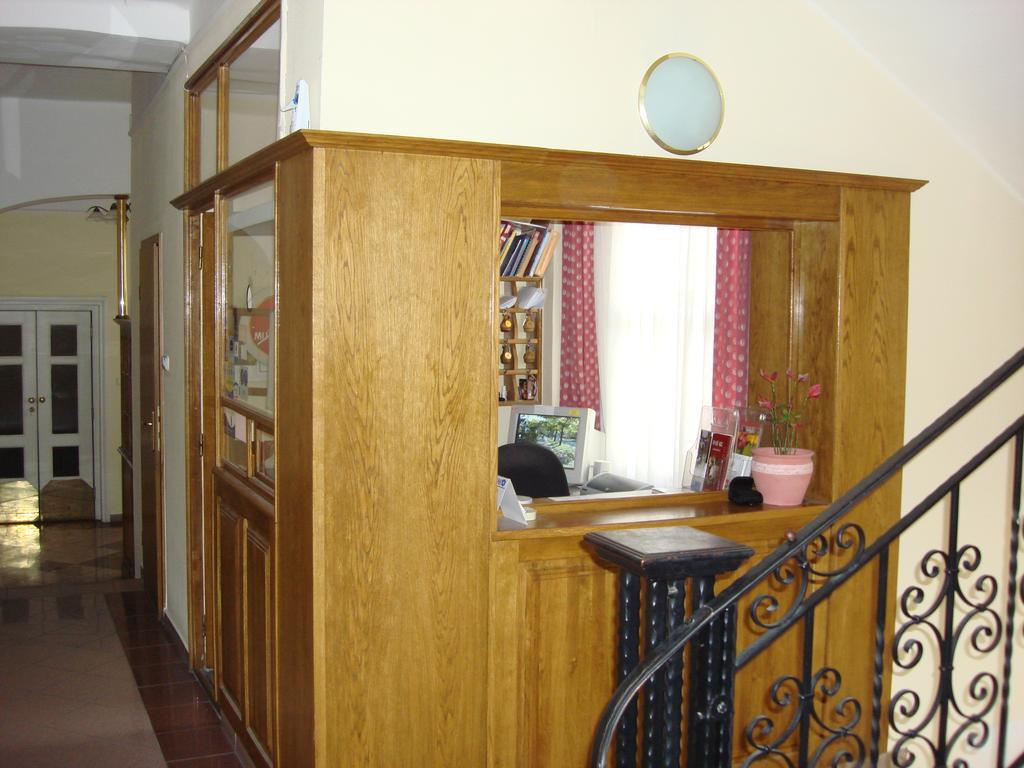 Hotel Blaha Lujza Balatonfured Bagian luar foto